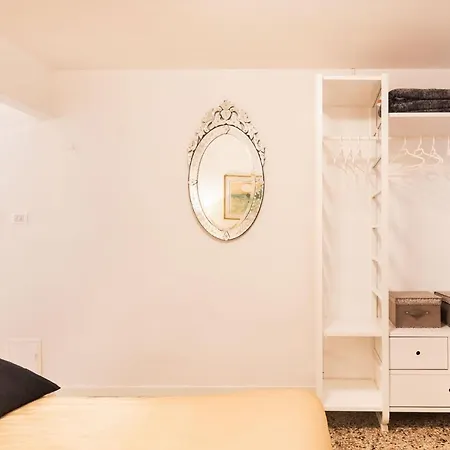 Andrea Flat 1st Floor *