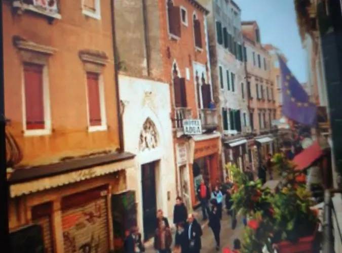 Andrea Flat 1st Floor Apartamento Venecia