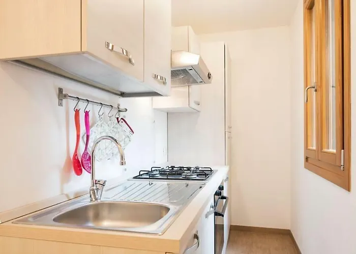 Andrea Flat 1st Floor Διαμέρισμα Βενετία