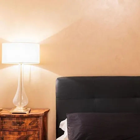 Andrea Flat 1st Floor דירה *