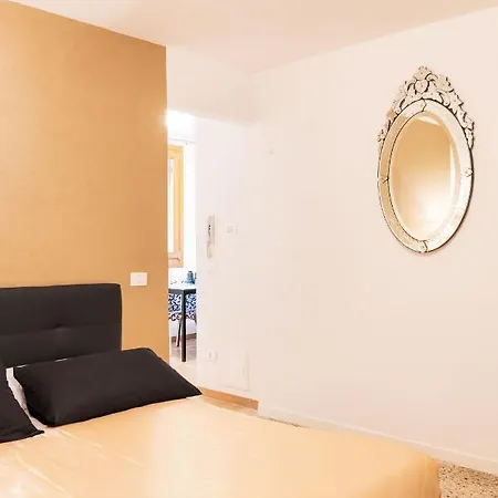 Andrea Flat 1st Floor ונציה