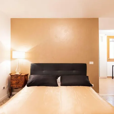 Andrea Flat 1st Floor *